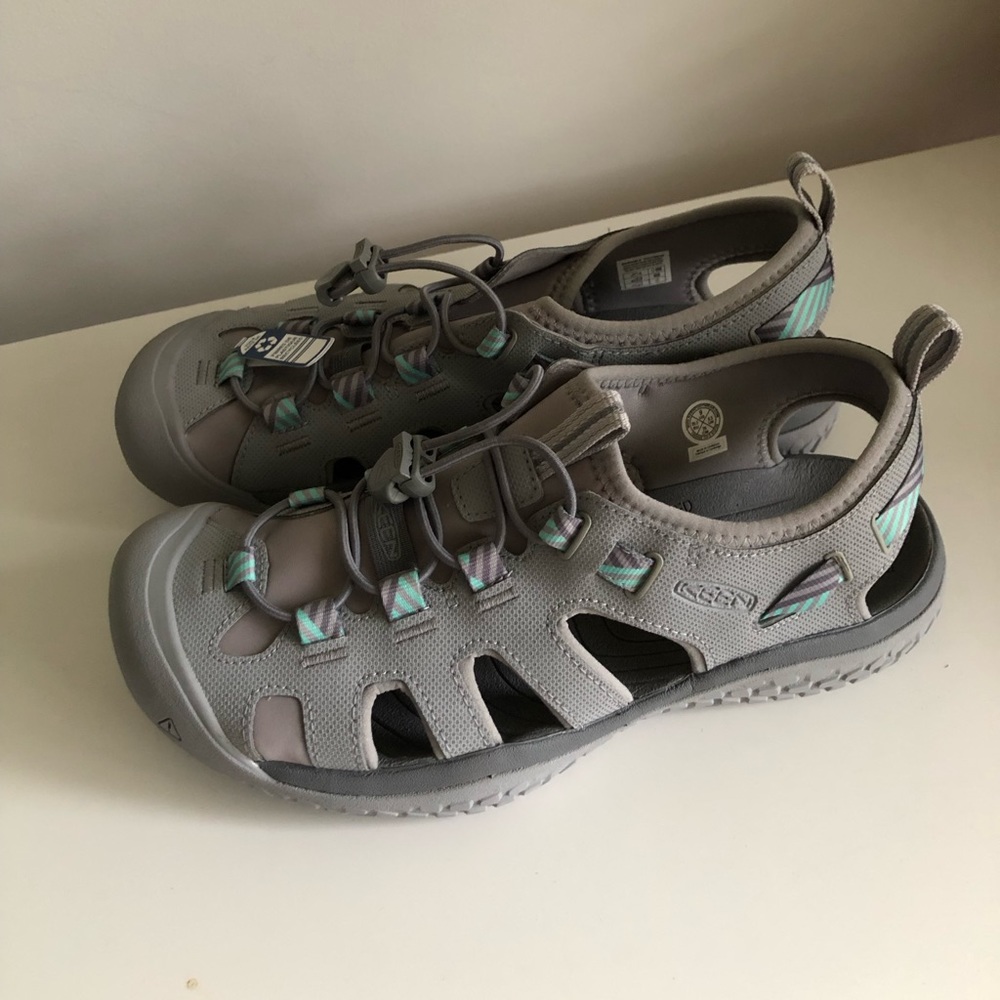 Keen Women Solar Sandal Size 9 Light Grey/Ocean Wave